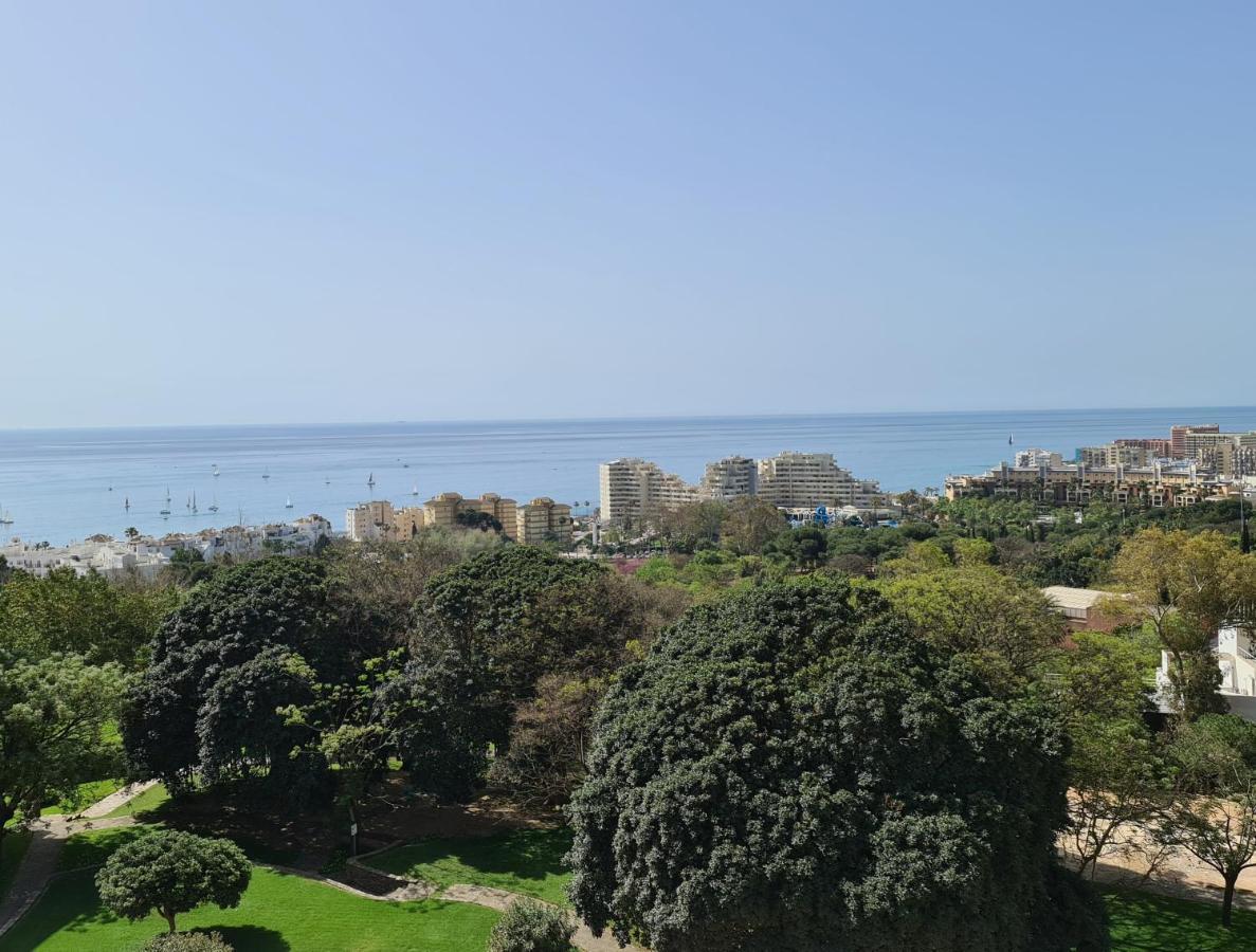 Iris Del Mar Apartment Benalmadena Luaran gambar